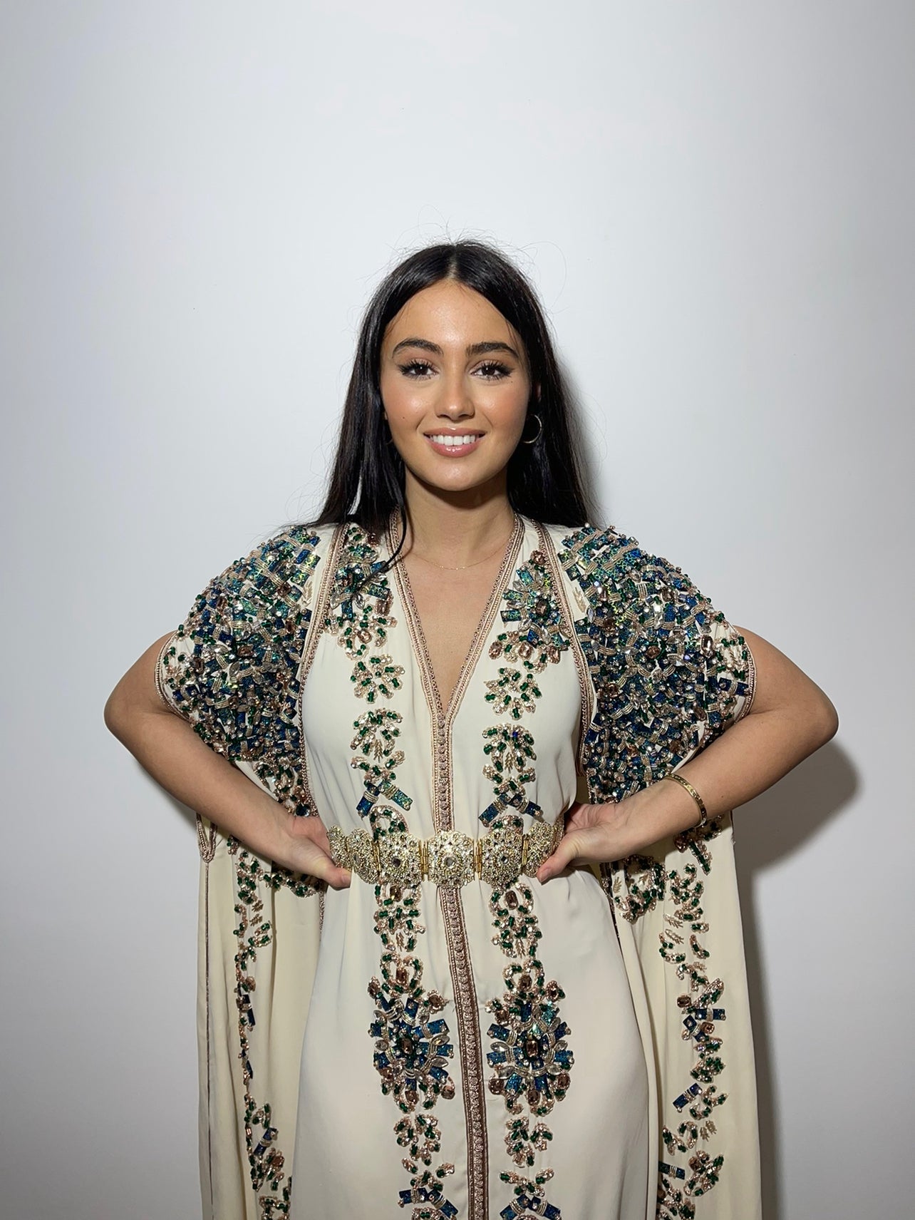 Caftan cape beige